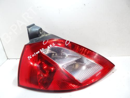 left-taillight-renault-megane-ii-bm01_-cm01_-2001-2002-2003-2004-2005-2006-2007-2008-2009-2010-2011-2012-31834767 main image