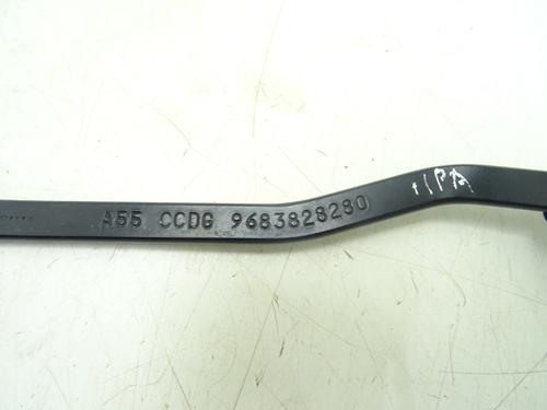 front-windshield-wiper-arm-ds-ds-3-sa_-2015-2016-2017-2018-2019-28209495 main image