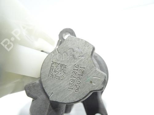 Used Brake master cylinder Brake master cylinder TOYOTA AURIS (_E15_) 1.4 D-4D (NDE150_, NDE150R) (90 hp) 20178672 20178672