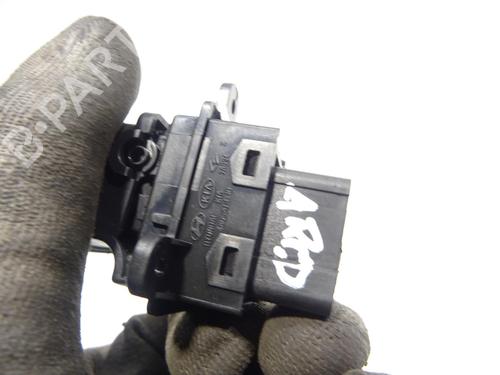 Right rear window switch KIA SOUL I (AM) 1.6 CRDi 128 | BP29896128I28 