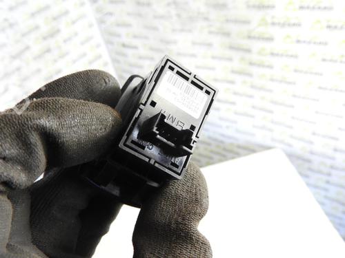 Used Right rear window switch Right rear window switch BMW 1 (F20) 120 d xDrive (190 hp) 21969909 21969909