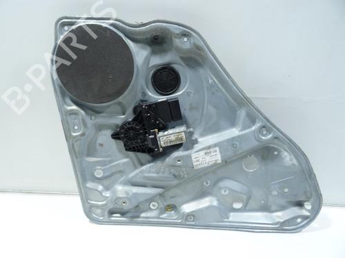 Elevalunas trasero izquierdo VW PASSAT B5.5 Variant (3B6) 1.9 TDI (101 hp) 24435612