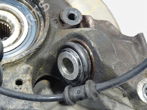 Used Right rear steering knuckle Right rear steering knuckle 39257799 39257799