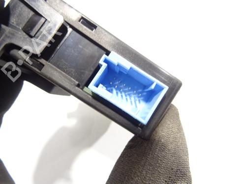 Card reader RENAULT ESPACE IV (JK0/1_) 3.0 dCi (JK0J, JK0V) | BP28172401E4 