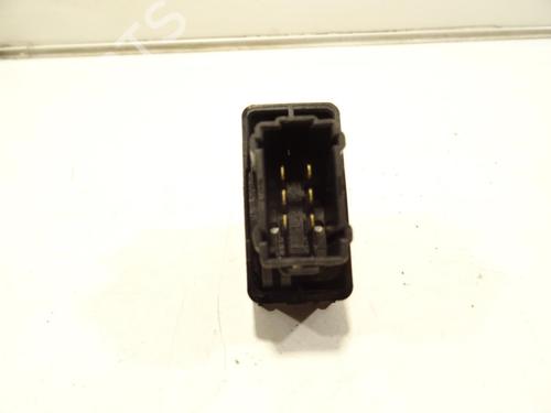 Used Left front window switch Left front window switch PEUGEOT PARTNER Box Body/MPV 1.6 HDi (90 hp) 30736330 30736330