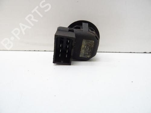 Used Mirror switch Mirror switch RENAULT MASTER II Van (FD) 2.5 dCi 120 (FD0M, FD0U, FD0W, FD2M, FD2W, FD3M, FD3U,... (115 hp) 20045657 20045657