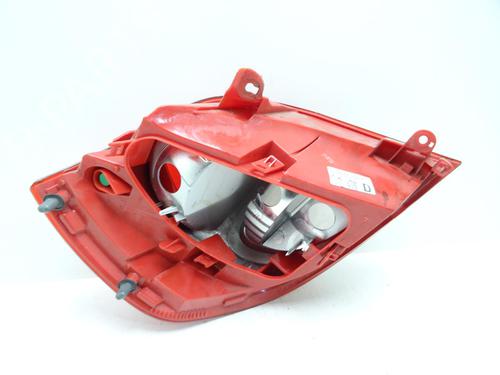 right-taillight-renault-clio-iii-br01-cr01-2005-2006-2007-2008-2009-2010-2011-2012-2013-2014-33128862 main image