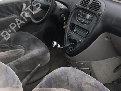 Seat buckle CITROËN XSARA PICASSO (N68) 2.0 HDi | BP21970451I32 