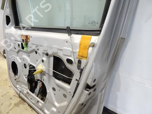 Used Right front door Right front door DACIA SANDERO 1.5 dCi (68 hp) 32713485 32713485