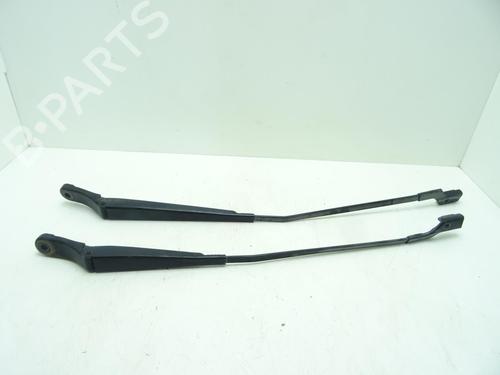 Used Front windshield wiper arm PEUGEOT 3008 I MPV (0U_) 1.6 HDi (114 hp) 29998223
