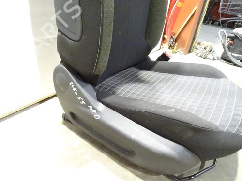 Used Right front seat Right front seat PEUGEOT 108 1.0 VTi 72 (72 hp) 27220658 27220658