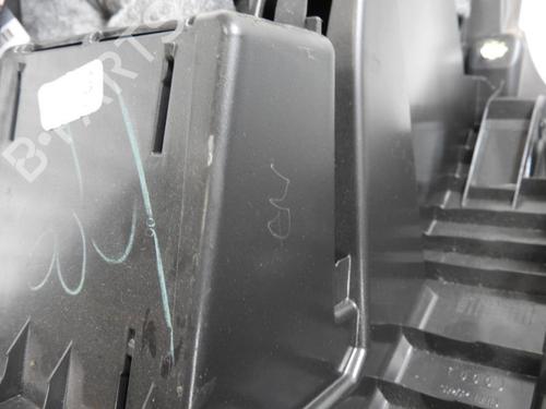 Used Glove box Glove box AUDI Q5 (8RB) [2008-2019] 20045701 20045701