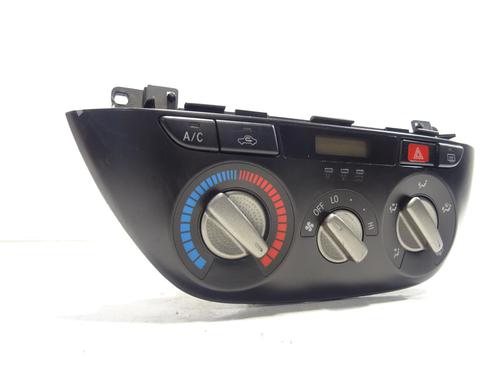 climate-control-toyota-rav-4-ii-_a2_-2000-2001-2002-2003-2004-2005-31858332 main image
