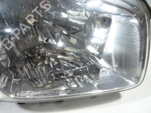 Used Right headlight Right headlight TOYOTA RAV 4 II (_A2_) 2.0 D 4WD (CLA20_, CLA21_, CLA20R, CLA21R) (116 hp) 32110440 32110440
