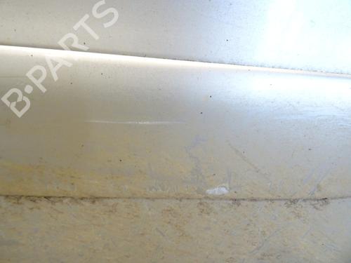 Used Right front door Right front door 38182050 38182050