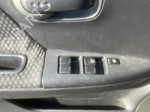 Left headlight NISSAN NOTE (E11, NE11) 1.5 dCi | BP39257576C28 - Image 12
