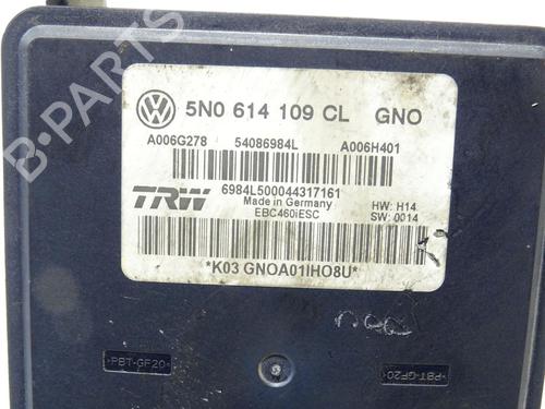 Used ABS pump ABS pump AUDI Q3 (8UB, 8UG) [2011-2020] 33927101 33927101