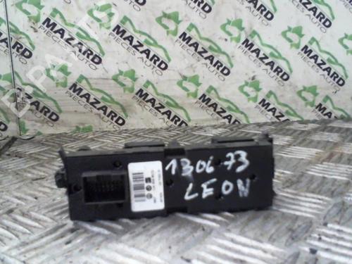 Used Left front window switch Left front window switch SEAT LEON (1M1) 1.9 TDI (110 hp) 21968820 21968820