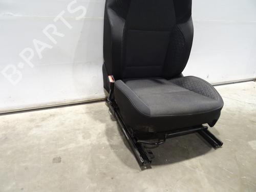 Left front seat RENAULT CLIO V (B7_) 1.0 TCe 100 (B7MT) | BP29115285C15 