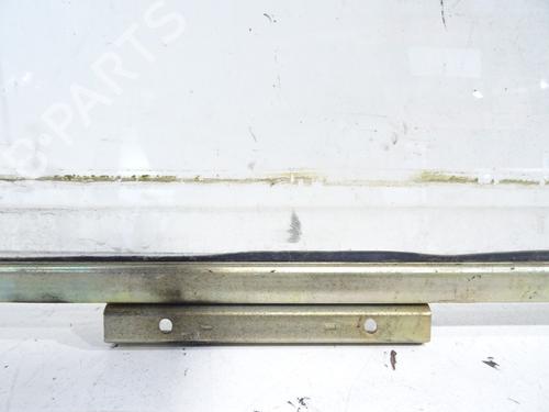Used Front right door window Front right door window PEUGEOT 205 I (741A/C) 1.1 (49 hp) 33314562 33314562