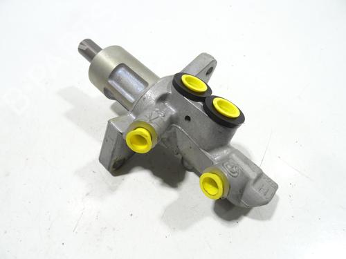 Used Brake master cylinder BMW 3 (E90) 330 xi (272 hp) 24055355