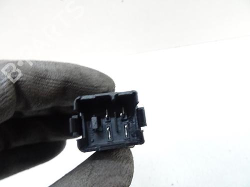 Used Warning switch Warning switch VW GOLF PLUS V (5M1, 521) [2004-2013] 20052802 20052802