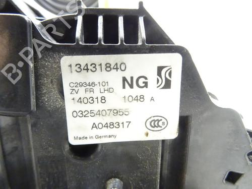 front-right-lock-opel-corsa-e-x15-2014-24658767 main image