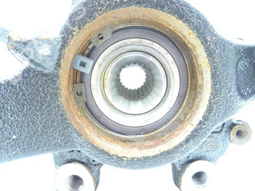 Used Right front steering knuckle Right front steering knuckle 36839627 36839627