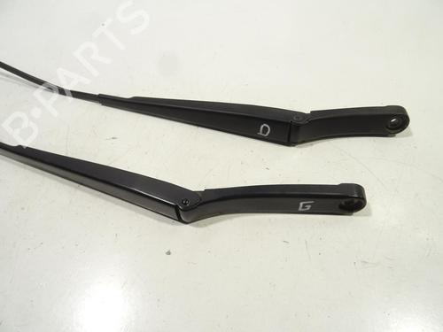 Front windshield wiper arm VW GOLF VI (5K1) 2.0 TDI | BP27154206C143 