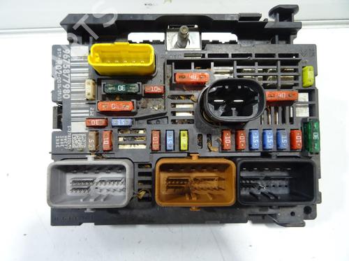 Used Fuse box Fuse box PEUGEOT 3008 I MPV (0U_) 1.6 HDi (114 hp) 32441712 32441712
