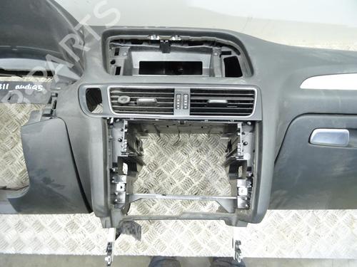 Dashboard AUDI Q5 (8RB) 2.0 TDI quattro | BP30486927C46  - Image 8