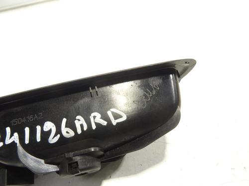 Used Rear right interior door handle Rear right interior door handle RENAULT MEGANE IV Hatchback (B9A/M/N_) 1.6 TCe 205 (B9MV) (205 hp) 25892137 25892137