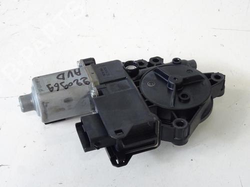 Used Right front window motor HYUNDAI i30 (FD) 1.6 CRDi (116 hp) 20039751