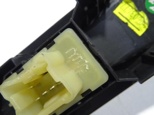 right-front-window-switch-renault-captur-i-j5_-h5_-2013-27816939 main image