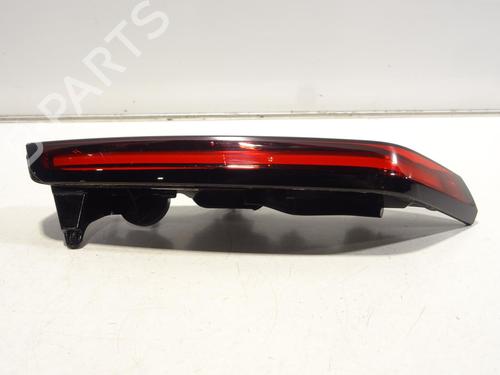 Used Right tailgate light Right tailgate light CITROËN C4 III (BA_, BB_, BC_) 1.2 Hybrid 136 (BAHPYJ) (136 hp) 29477521 29477521