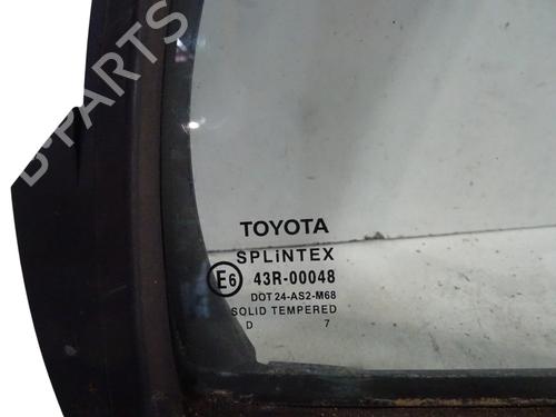 Vetro porta posteriore destra Vetro porta posteriore destra TOYOTA YARIS (_P9_) 1.4 D-4D (NLP90_, NLP90R) (90 hp) 35888860 35888860