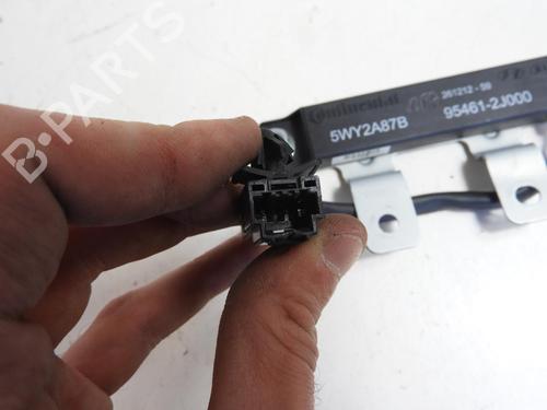 Used Antenna/Base Antenna/Base HYUNDAI ix35 (LM, EL, ELH) 1.7 CRDi (116 hp) 20041725 20041725