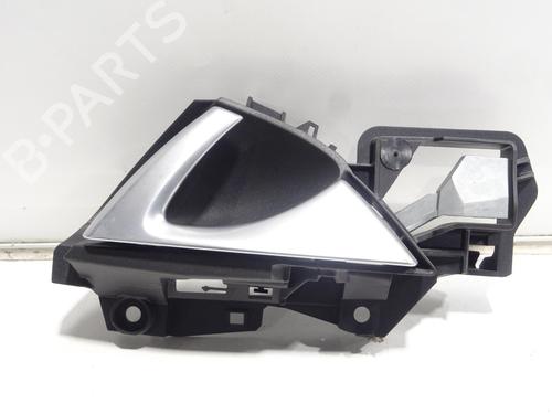 Used Front right interior door handle DS DS 5 (KF_) 2.0 BlueHDi 180 (180 hp) 30104044