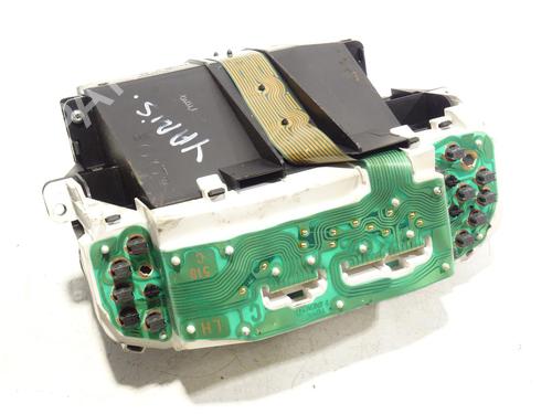 Used Instrument cluster Instrument cluster TOYOTA YARIS (_P1_) 1.4 D-4D (NLP10_, NLP10R) (75 hp) 33828797 33828797