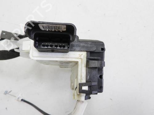 Front right lock PEUGEOT 5008 (0U_, 0E_) 2.0 HDi 150 / BlueHDi 150 | BP20057157C97 