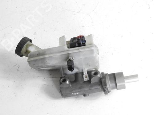 Used Brake master cylinder Brake master cylinder FORD TRANSIT Van (FA_ _) 2.0 DI (FAE_, FAF_, FAG_) (86 hp) 20066104 20066104