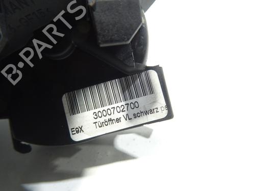 Front left interior door handle BMW 3 Convertible (E93) 330 d | BP21571152I13 - Image 2