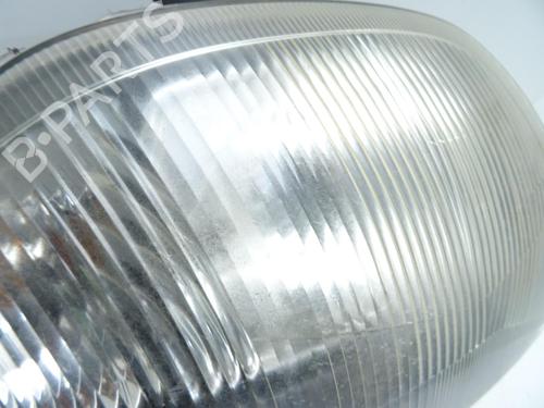 Right headlight RENAULT CLIO II Hatchback Van (SB0/1/2_) 1.9 D (SB0R) | BP31629027C29