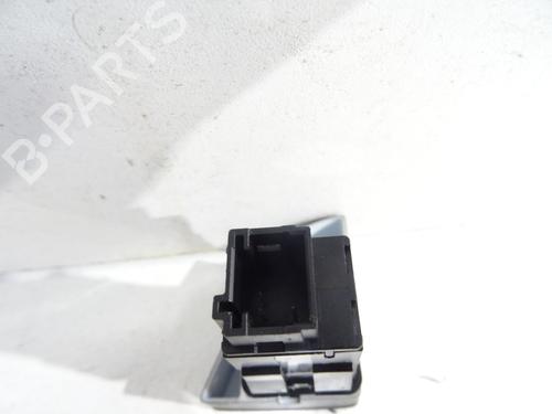 Used Warning switch Warning switch CITROËN C5 III Break (RW_) 2.0 HDi (136 hp) 32001548 32001548