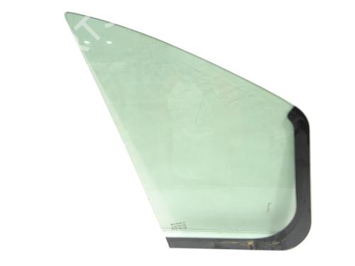 front-left-quarter-glass-renault-trafic-iii-van-fg_-2014-34571949 main image