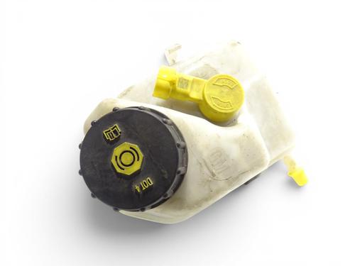 Used Brake master cylinder Brake master cylinder OPEL ASTRA J GTC 2.0 OPC Turbo (08) (280 hp) 35977447 35977447
