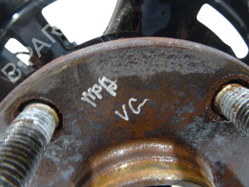 Used Left front steering knuckle Left front steering knuckle TOYOTA RAV 4 III (_A3_) 2.2 D 4WD (ALA30_, ALA30R) (177 hp) 39761744 39761744
