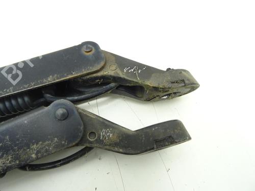 braccio-tergicristallo-anteriore-citroen-xsara-picasso-n68-1999-2000-2001-2002-2003-2004-2005-2006-2007-2008-2009-2010-2011-2012-23851526 main image