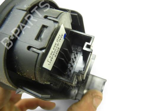 left-front-window-switch-vw-golf-vi-5k1-2008-2009-2010-2011-2012-2013-2014-34285452 main image