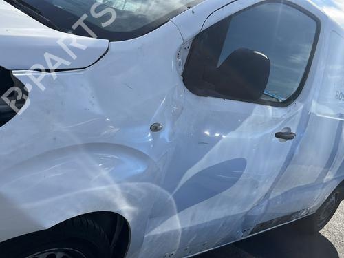 Tablier PEUGEOT EXPERT Van (V_) 2.0 BlueHDi 120 | BP31376935C46 